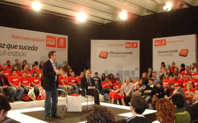 Patxi López se compromete «a no prometer el futuro» sino a «ofrecer el presente» a la juventud de Euskadi: