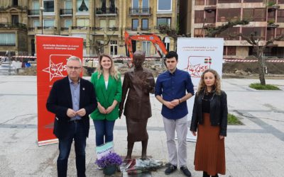 Homenaje a Clara Campoamor en el 50 aniversario de su fallecimiento